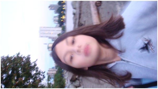 584x320 pixels (57K)